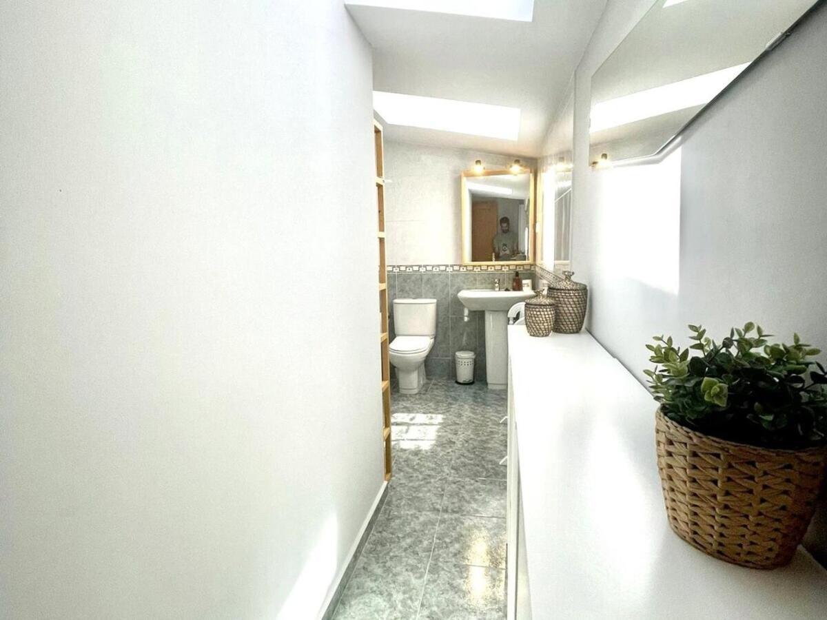 Calu Homes Duplex Cerca Playa De Huelin Málaga Esterno foto