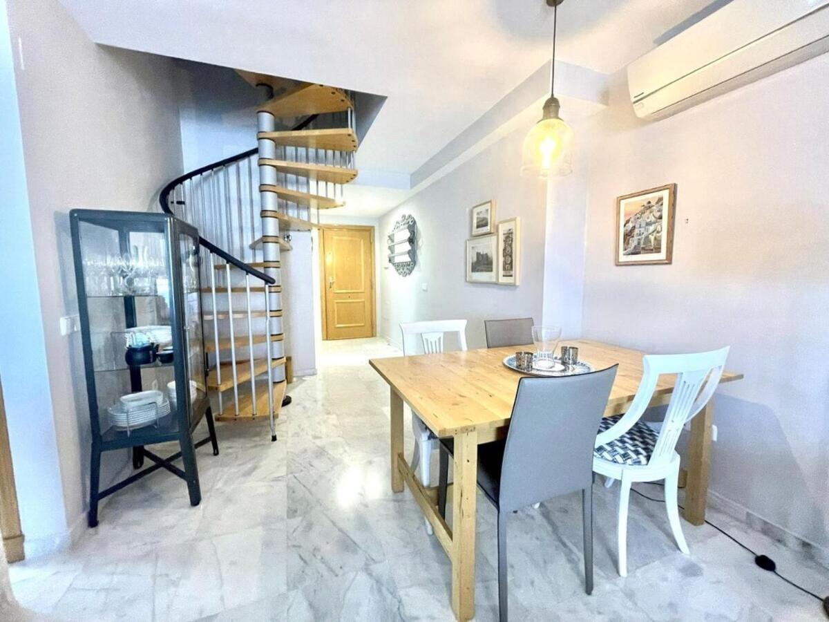 Calu Homes Duplex Cerca Playa De Huelin Málaga Esterno foto