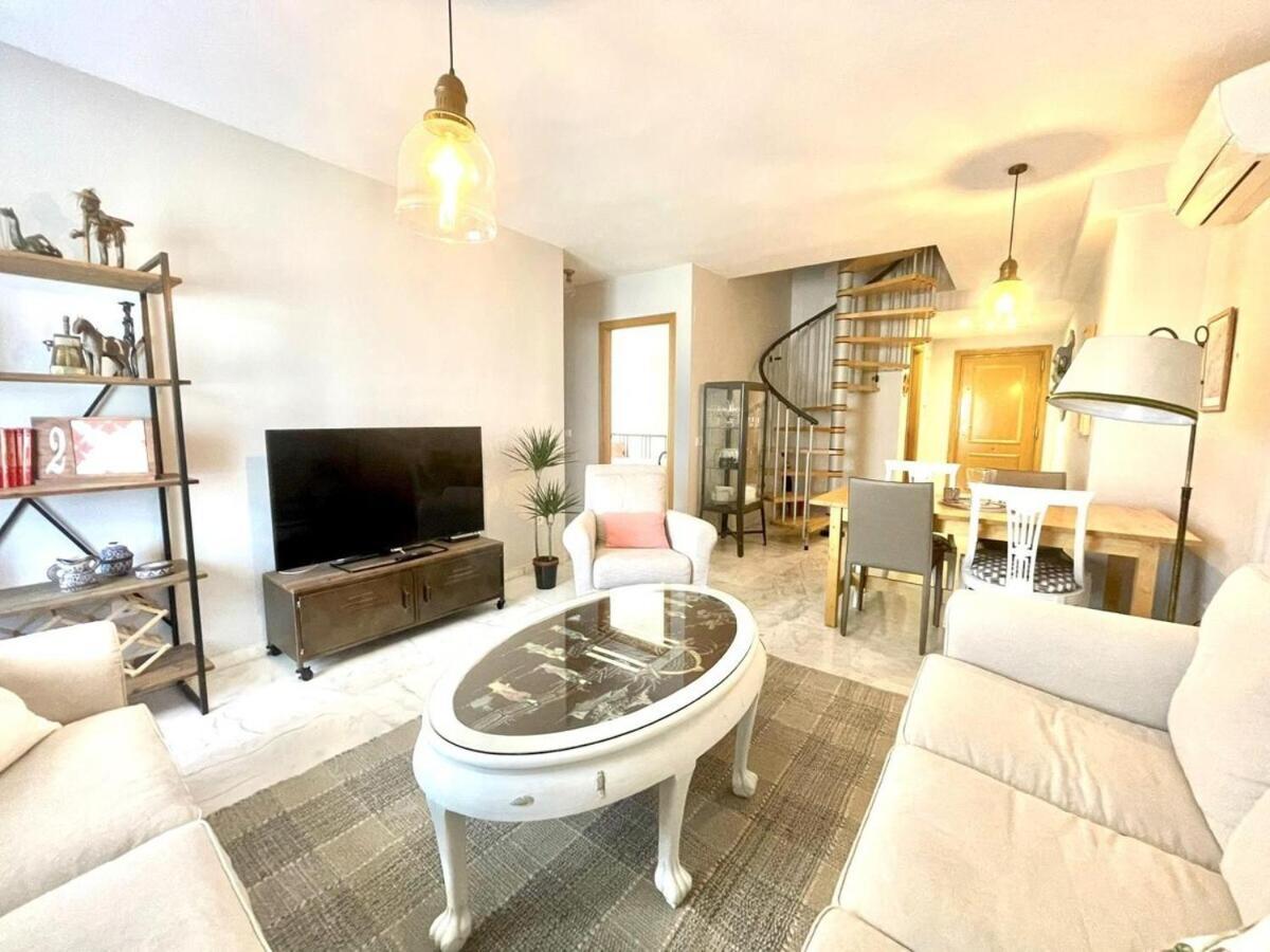 Calu Homes Duplex Cerca Playa De Huelin Málaga Esterno foto